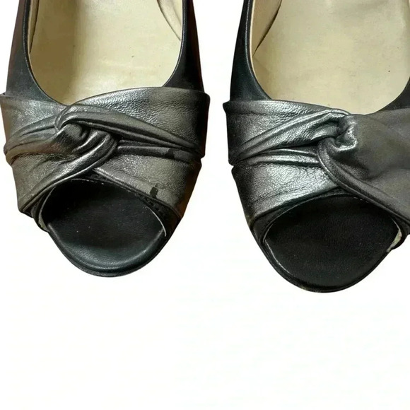 AGL Peep toe Wedge Twist Knot Flat Leather Wedge Black US 7 EUC - Picture 5 of 13